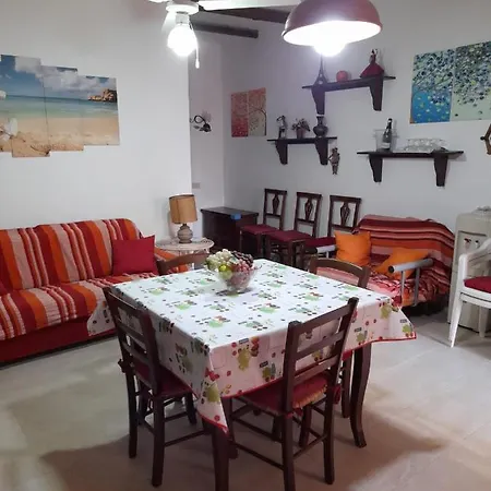 Happy House Casa Holiday home Isola delle Femmine