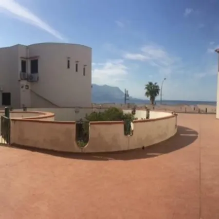 Holiday home Happy House Casa Isola delle Femmine